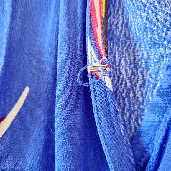 Blue Express Floral Romper - Picture 4 of 7